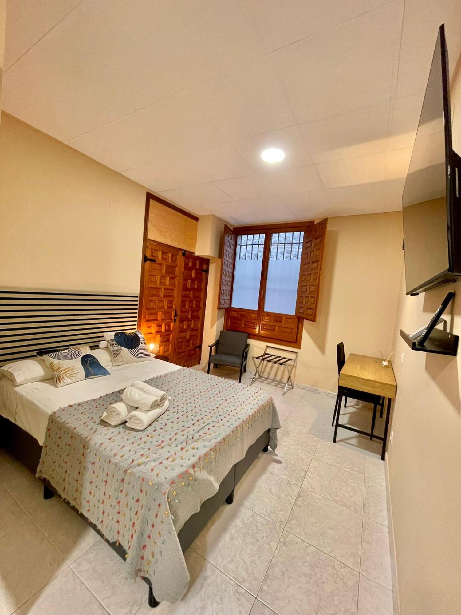 Jubilus Rooms Толедо Экстерьер фото