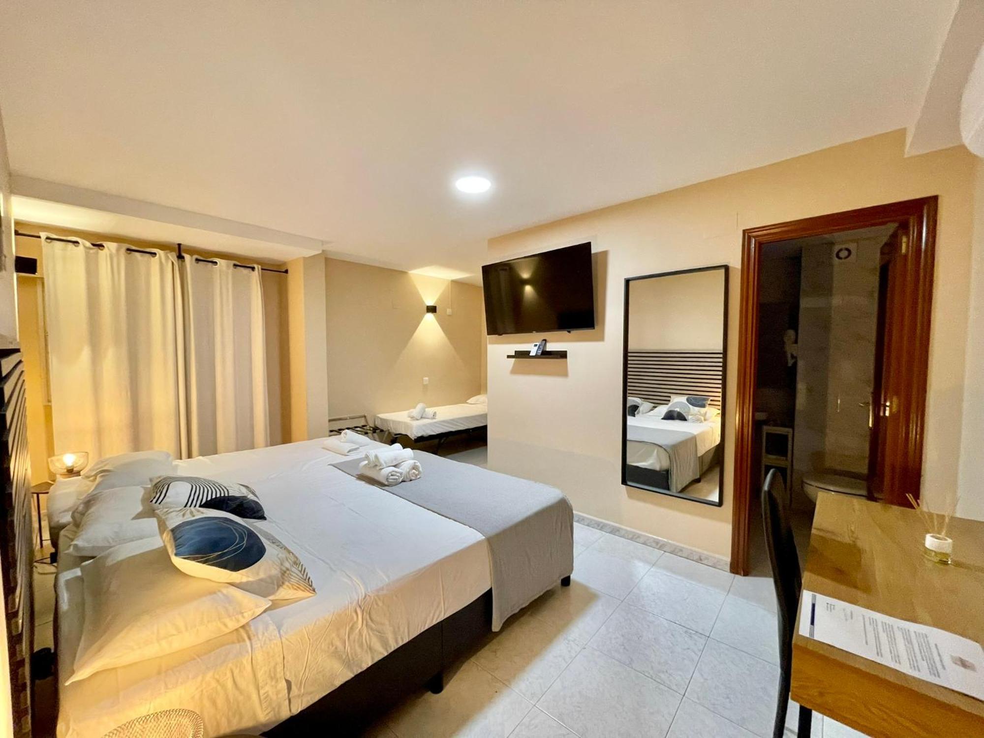 Jubilus Rooms Толедо Экстерьер фото